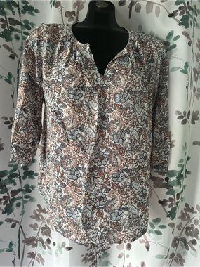 Anne Carson Paisley Floral Notch-Neck Blouse in White, Brown and Blue